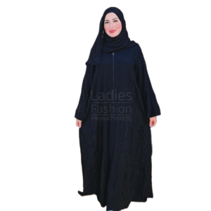 عباية سوداء بتطريز من الجانبين